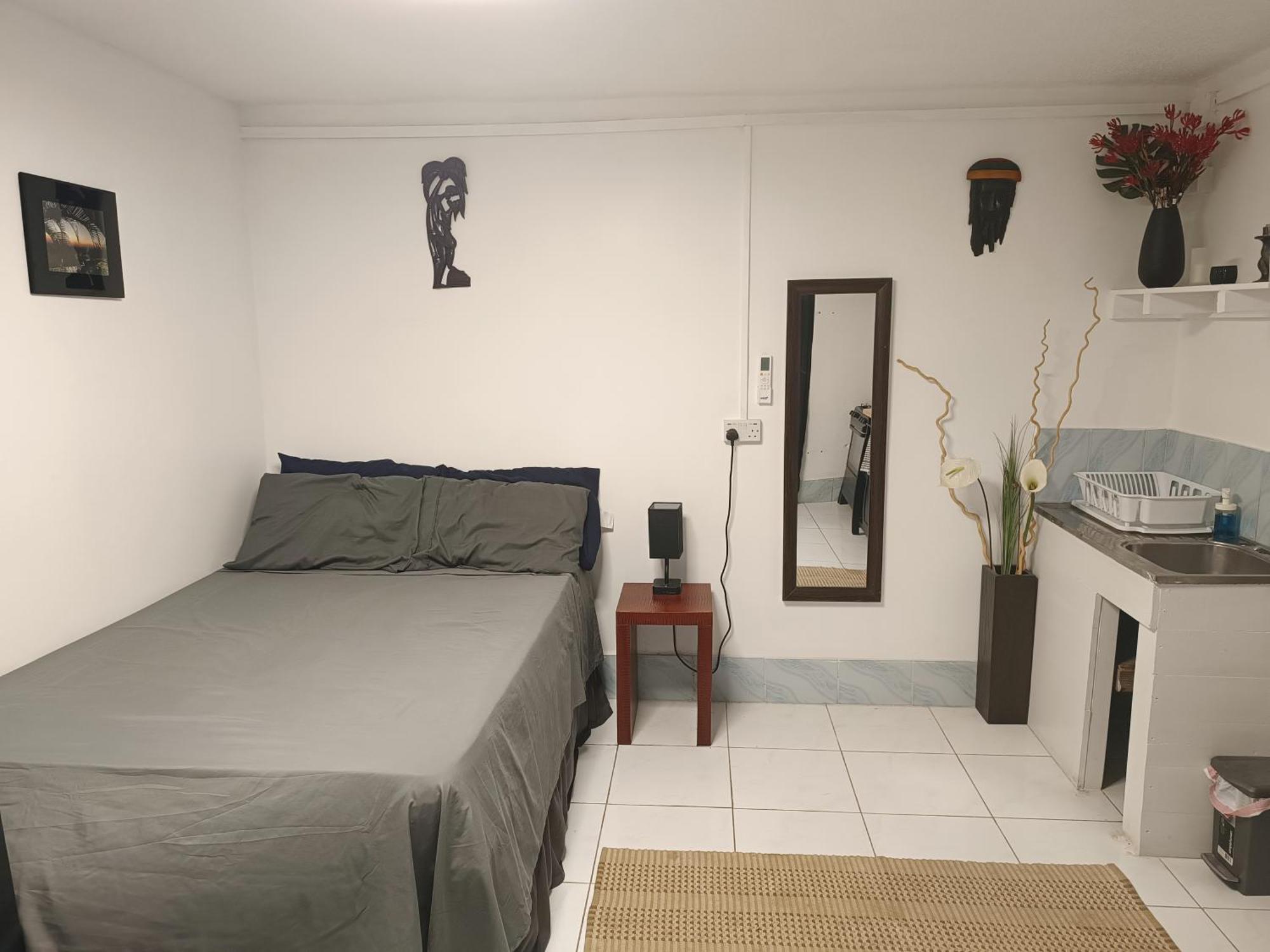 Garden Studio Flat Mango Walk Apartment Teluk Montego Bagian luar foto